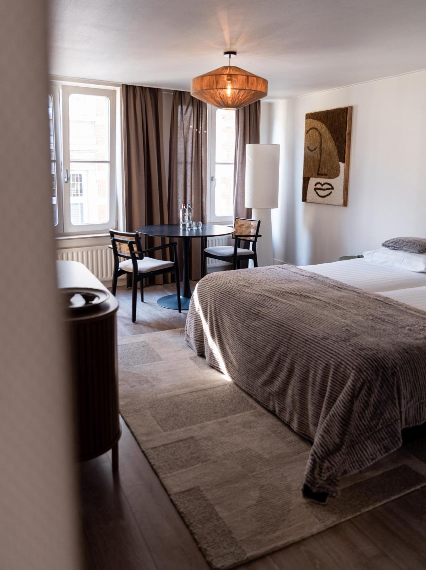 Le Virage Bistro En Hotel Maastricht Zewnętrze zdjęcie